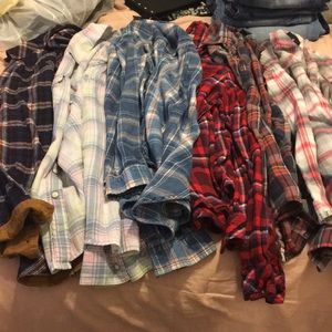 Women’s plaid shirts